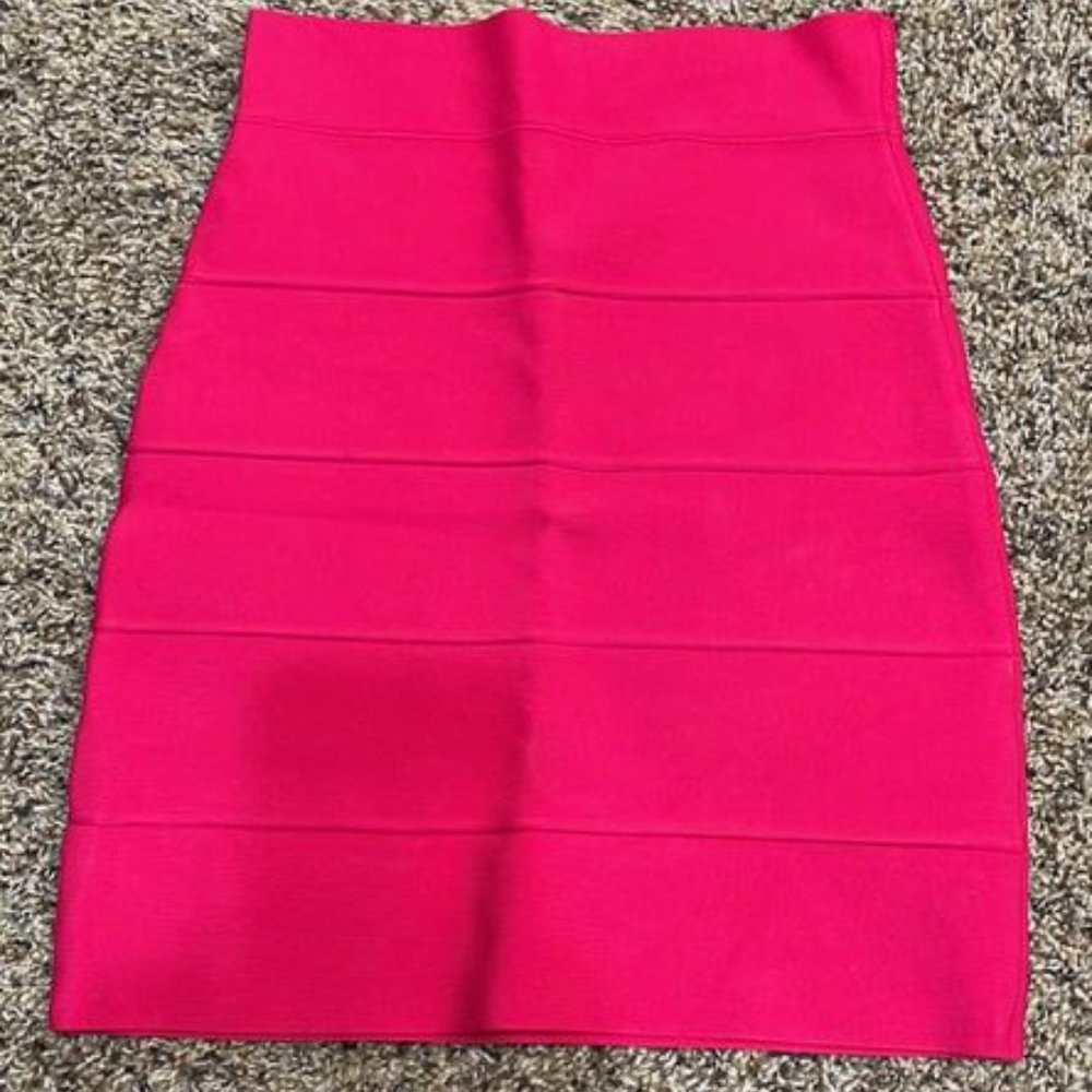 BCBG MAXAZRIA Magenta Bandage Skirt